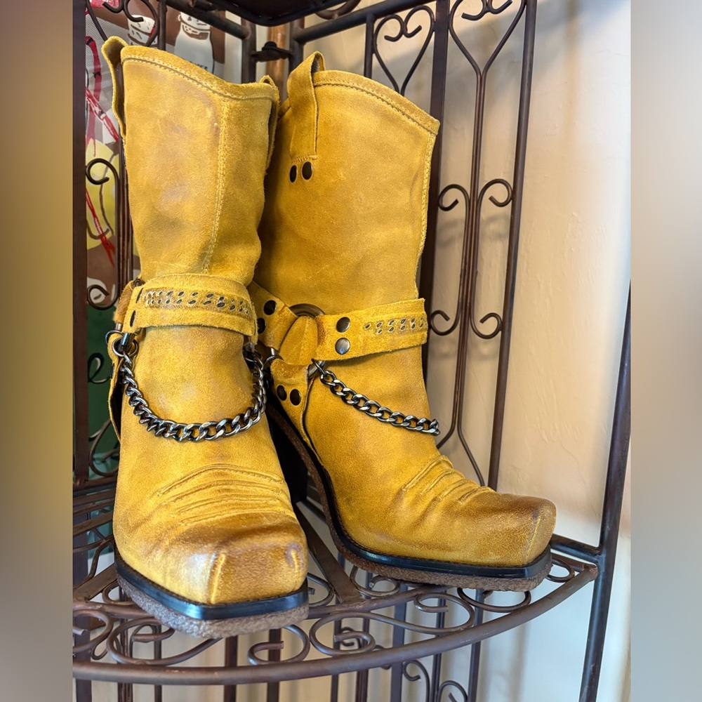 Mustard Yellow  leather boots with Harness/Chain detailing.